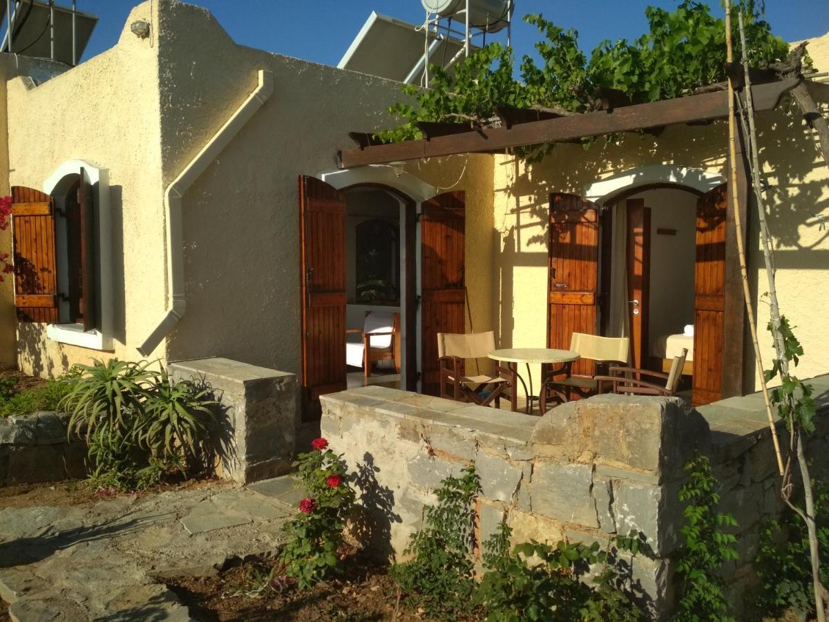 Porto Heli Apartments باليكاسترون المظهر الخارجي الصورة